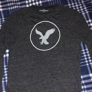 American eagle long sleeve shirt